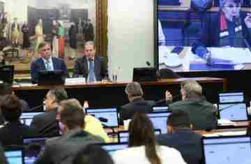 Comissão da Câmara aprova redução da maioridade penal para 16 anos